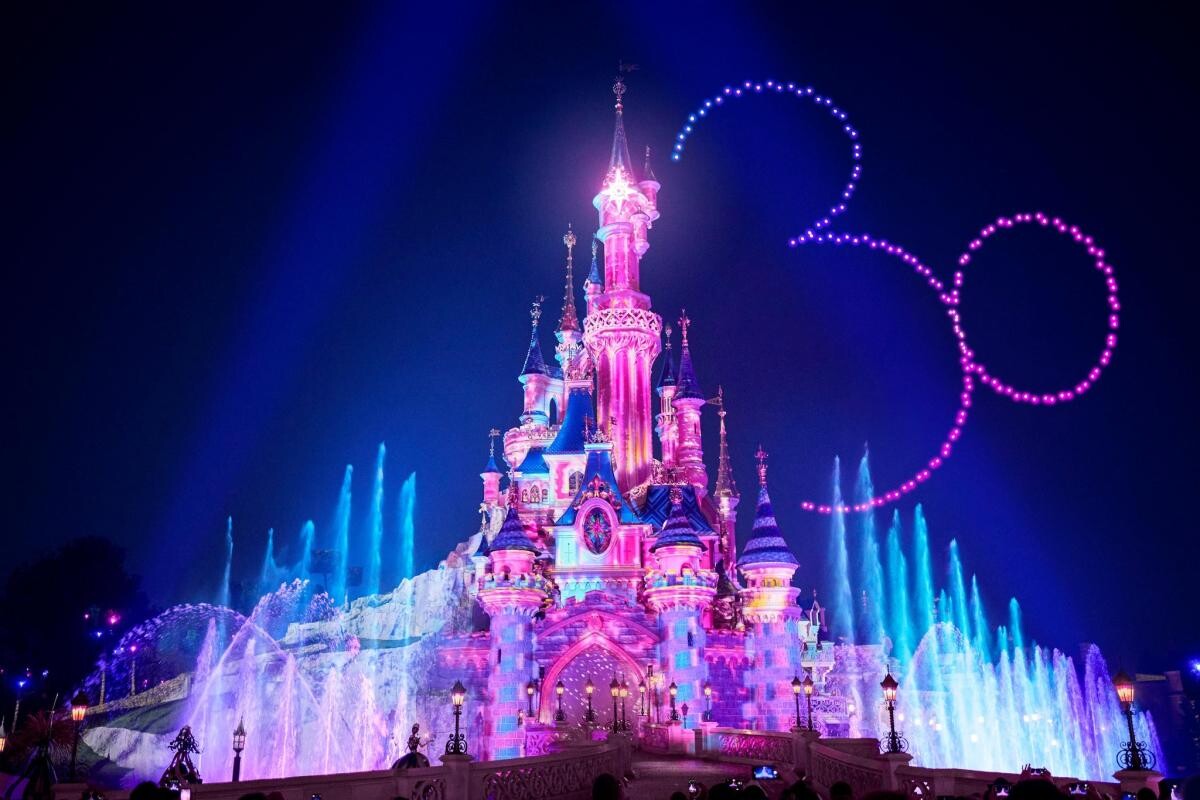 Disney 100/ Disney îşi celebrează centenarul reunindu-şi toţi eroii într-un scurtmetraj