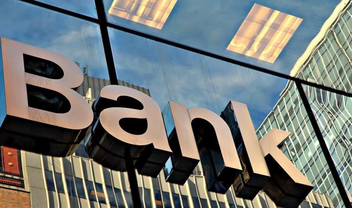De ce băncile conduse de femei acordă mai puţine credite unei categorii de companii
