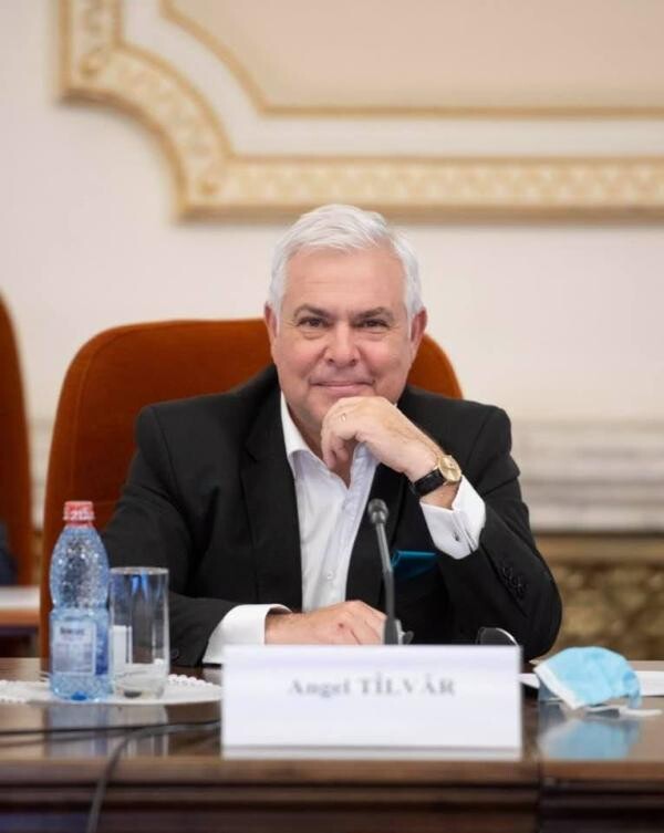 Angel Tîlvăr, noul ministru al Apărării. Iohannis a semnat decretul / Foto: Facebook Angel Tîlvăr