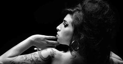 Regretata Amy Winehouse 