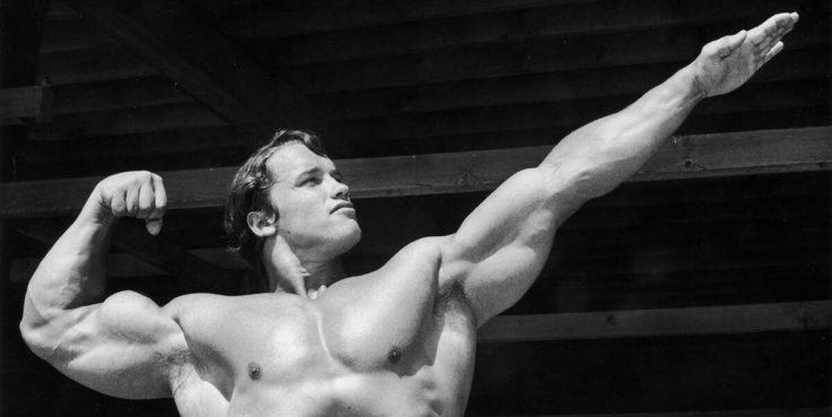 Arnold Schwarzenegger a anunţat că i-a fost montat un stimulator cardiac