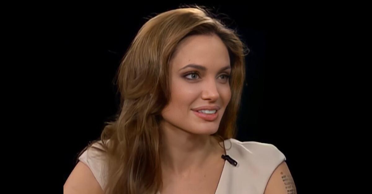 Vrei să lucrezi pentru Angelina Jolie? Uite ce trebuie să faci