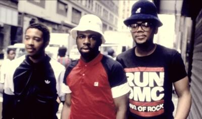 Membrii trupei Run DMC: Rev. Run, Master Jay și Darryl Matthews McDanielsy 
