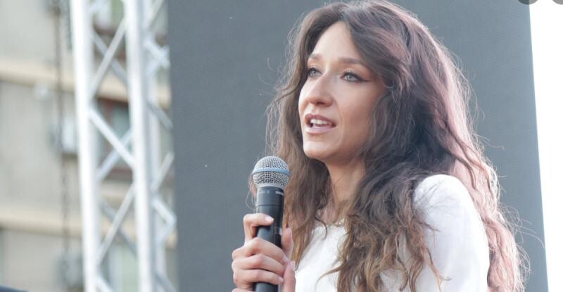 Ioana Dichiseanu a lansat primul album de muzică fado din România