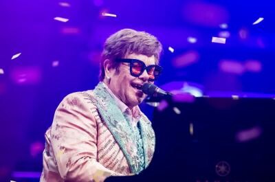 Elton John / FOTO: https://www.facebook.com/EltonJohn/photos?